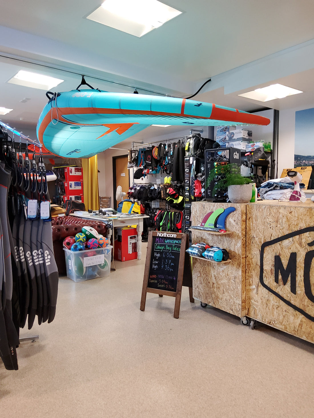BENEFITS OF VISITING A STORE OVER SHOPPING ONLINE FOR A PADDLE BOARD