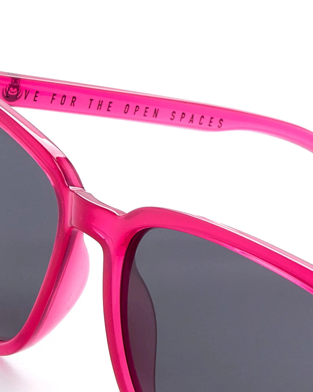 Saltrock- Marshall - Recycled Polarised Sunglasses - Pink